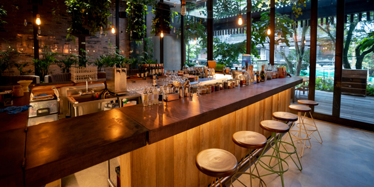 View inside a bar - no people - best restaurant insurance coverage provider park ridge